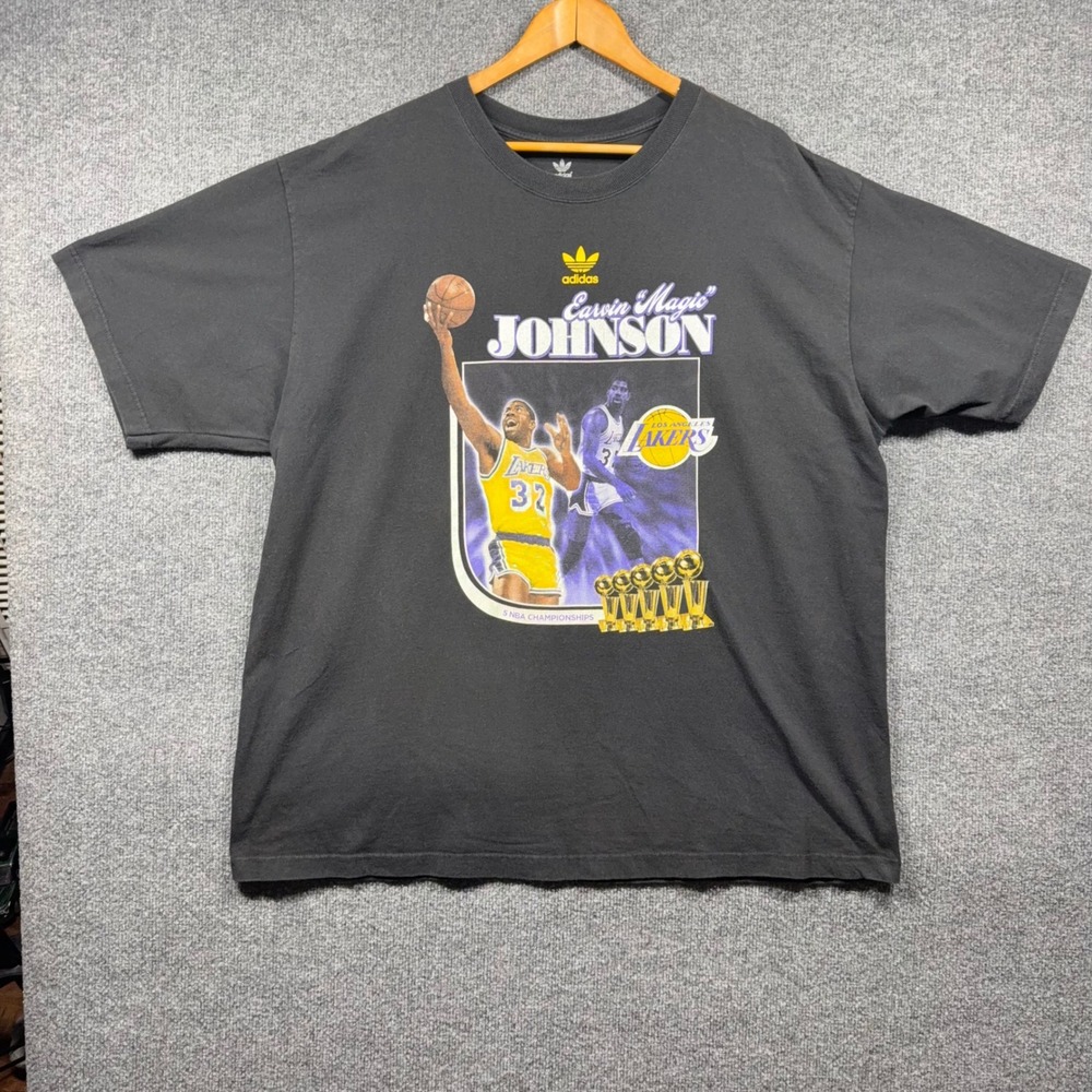 Lakers Short Mens 2XLMagic Johnson T-Shirt Graphic Tee 5x Champ